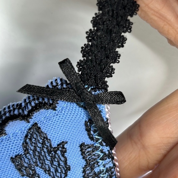 IZA Push-up Padded Periwinkle‎ & Black Floral Embroidered Mesh Overlay Bra NWT - Picture 6 of 13